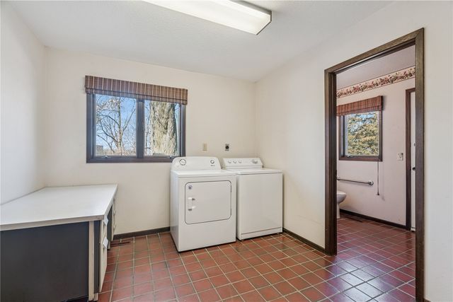 1612 Polk Avenue NE, Solon, IA 52333