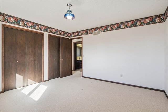 1612 Polk Avenue NE, Solon, IA 52333