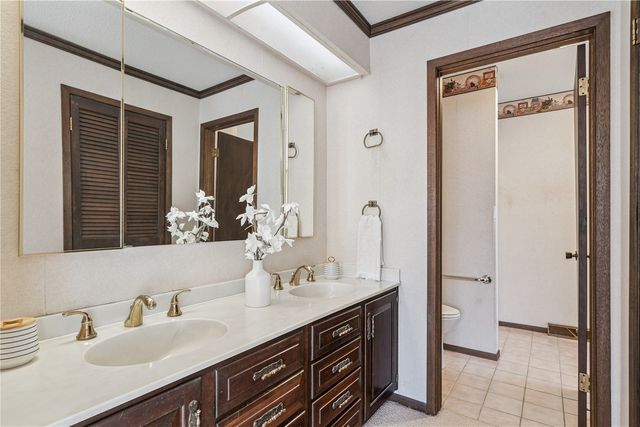 1612 Polk Avenue NE, Solon, IA 52333