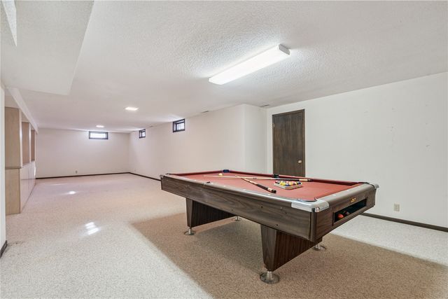 1612 Polk Avenue NE, Solon, IA 52333