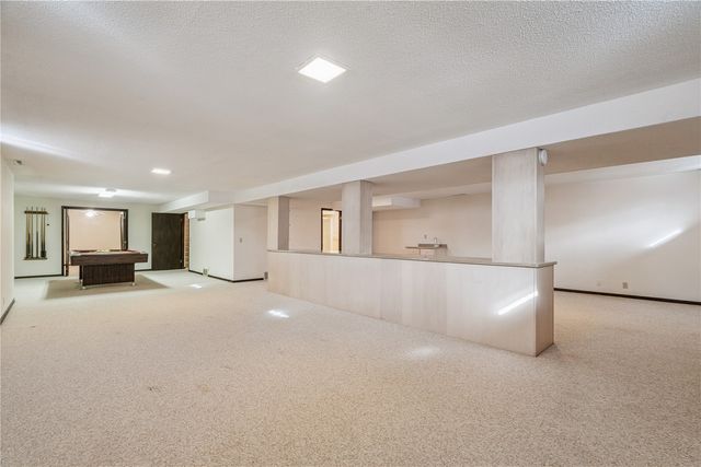 1612 Polk Avenue NE, Solon, IA 52333