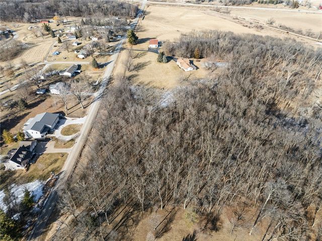 1612 Polk Avenue NE, Solon, IA 52333