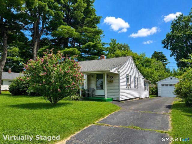 38 Ledyard Avenue, Bloomfield, CT 06002