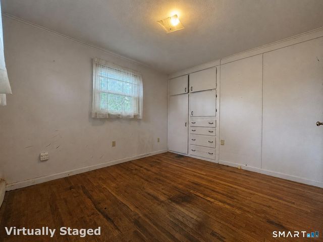 38 Ledyard Avenue, Bloomfield, CT 06002