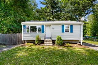 53 S Shore Rd, Holbrook, MA 02343