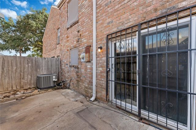 4154 Belle Park Drive, Houston, TX 77072