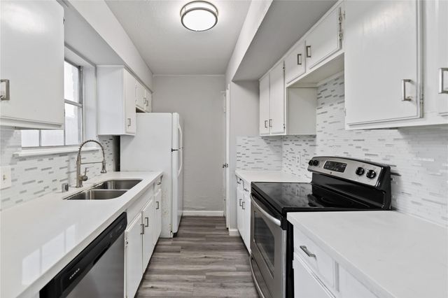 4154 Belle Park Drive, Houston, TX 77072