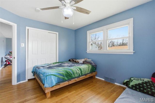 3917 Crosby Drive, St Louis, MO 63123