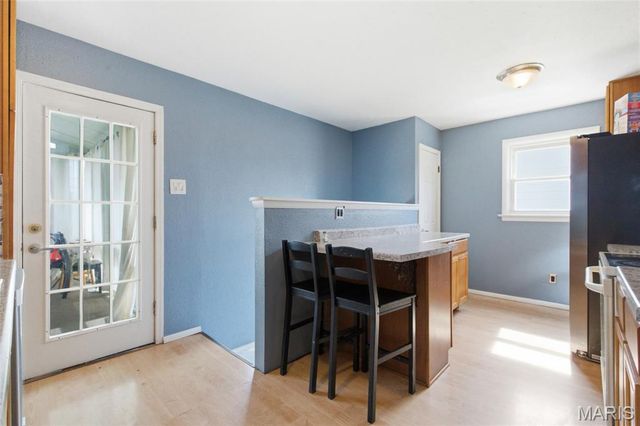 3917 Crosby Drive, St Louis, MO 63123