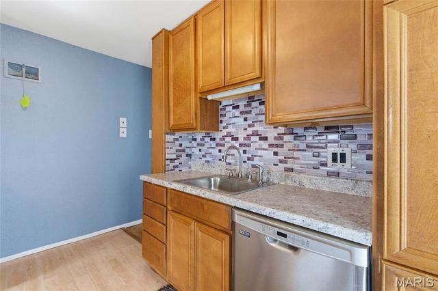 3917 Crosby Drive, St Louis, MO 63123