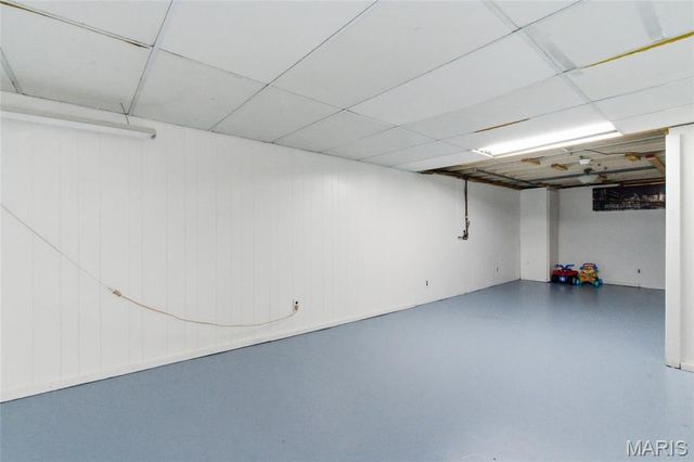 3917 Crosby Drive, St Louis, MO 63123