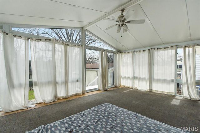 3917 Crosby Drive, St Louis, MO 63123