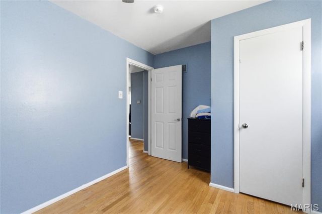 3917 Crosby Drive, St Louis, MO 63123