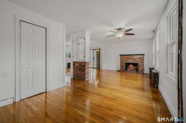 24 North Main Street, East Hampton, CT 06424