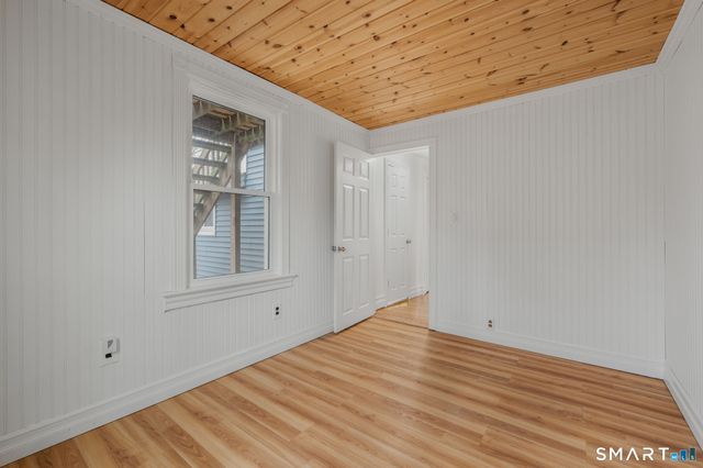 24 North Main Street, East Hampton, CT 06424