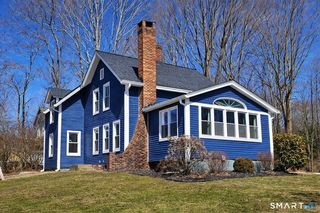 24 North Main Street, East Hampton, CT 06424