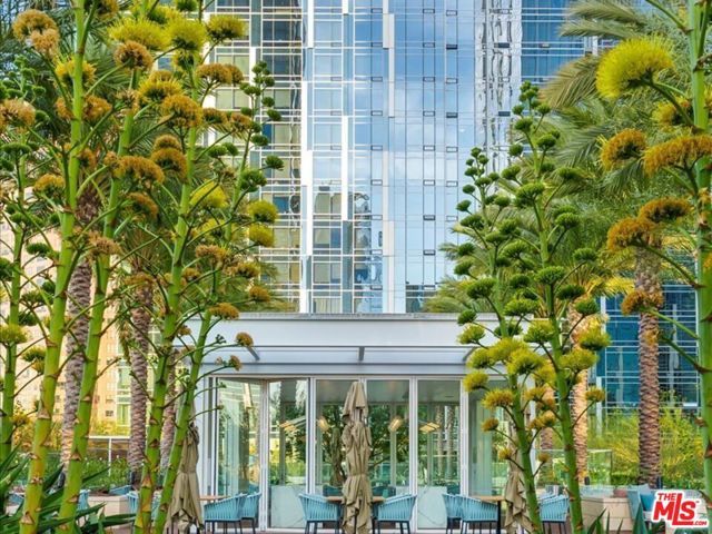 877 Francisco Street 2811, Los Angeles, CA 90017