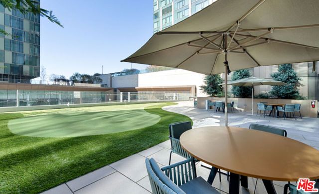 877 Francisco Street 2811, Los Angeles, CA 90017
