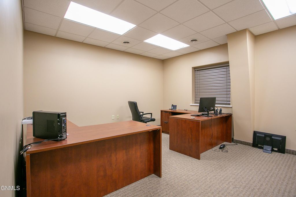 860 35th Avenue E, Dickinson, ND 58601 photo 20