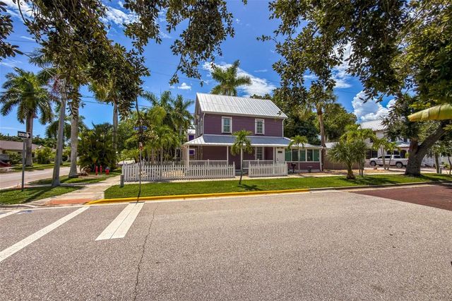 502 W MARION AVENUE, Punta Gorda, FL 33950