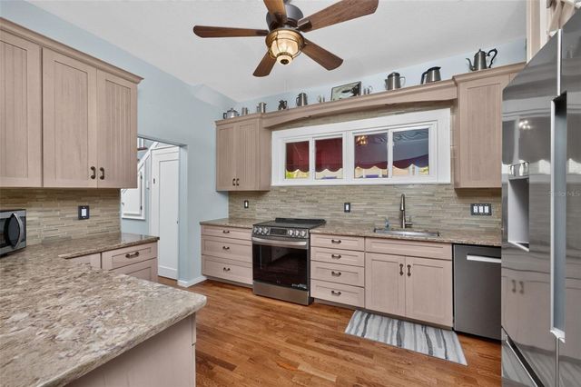 502 W MARION AVENUE, Punta Gorda, FL 33950