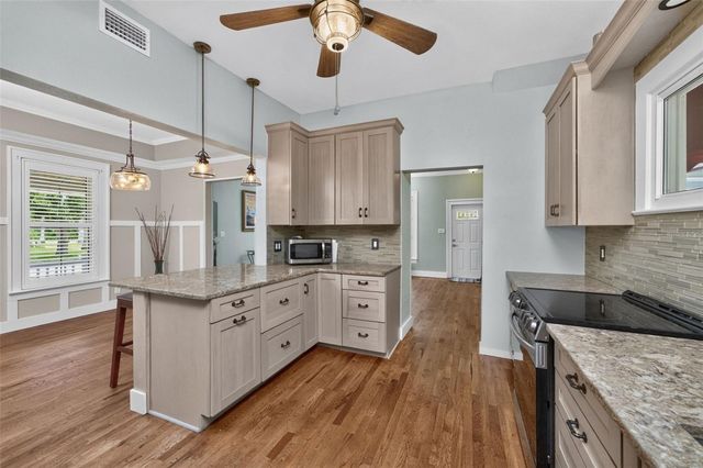 502 W MARION AVENUE, Punta Gorda, FL 33950