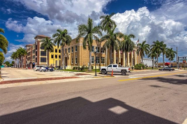 502 W MARION AVENUE, Punta Gorda, FL 33950