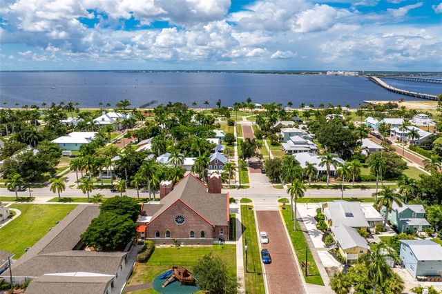 502 W MARION AVENUE, Punta Gorda, FL 33950