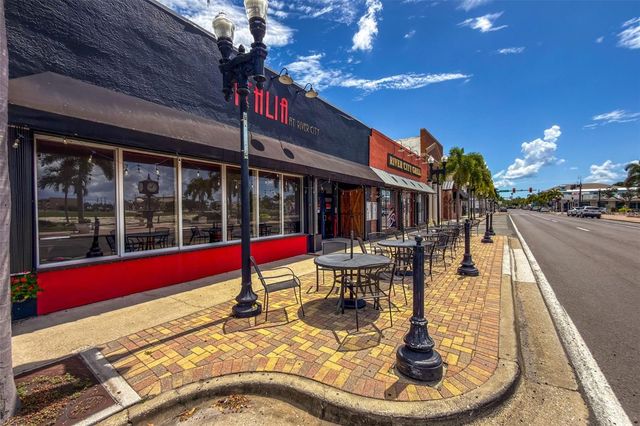 502 W MARION AVENUE, Punta Gorda, FL 33950