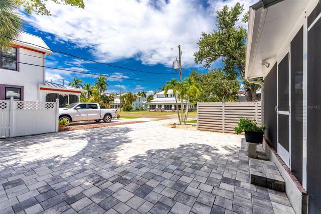 502 W MARION AVENUE, Punta Gorda, FL 33950