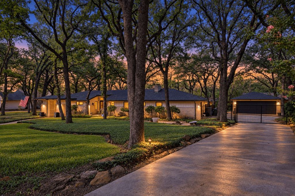 4000 Deepwood Street, Colleyville, TX 76034 — exterior