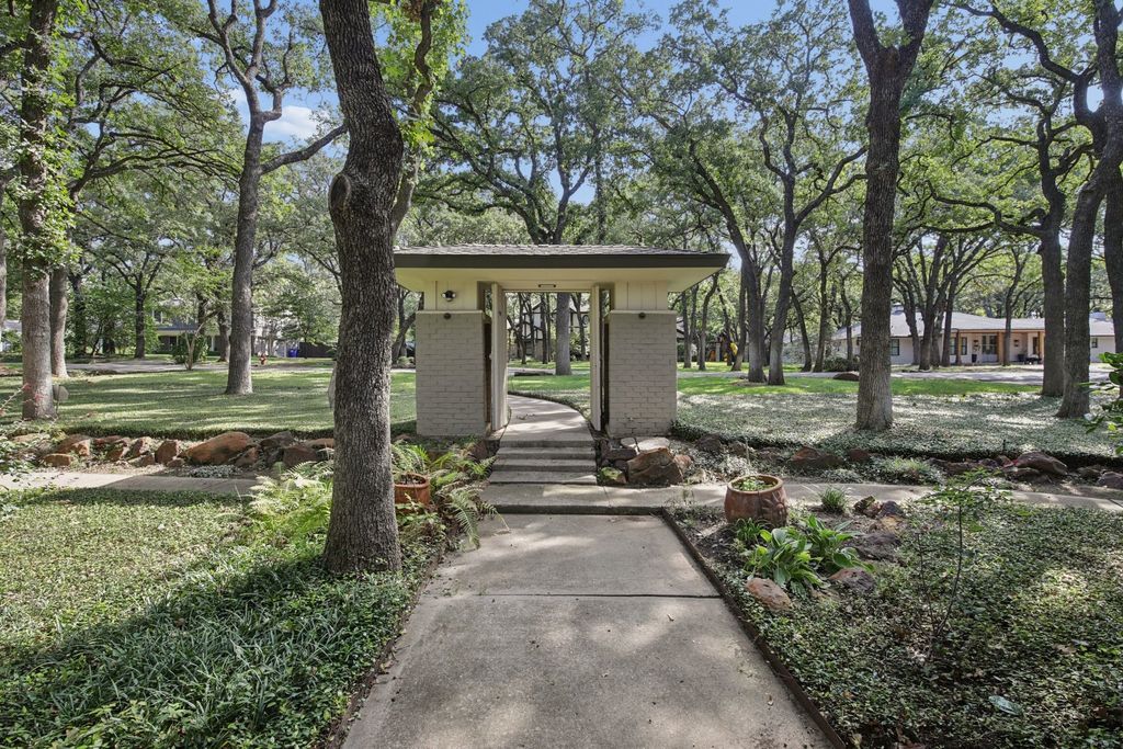 4000 Deepwood Street, Colleyville, TX 76034 — photo 3