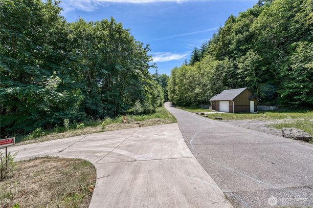 10611 33rd Avenue Ct NW, Gig Harbor, WA 98332