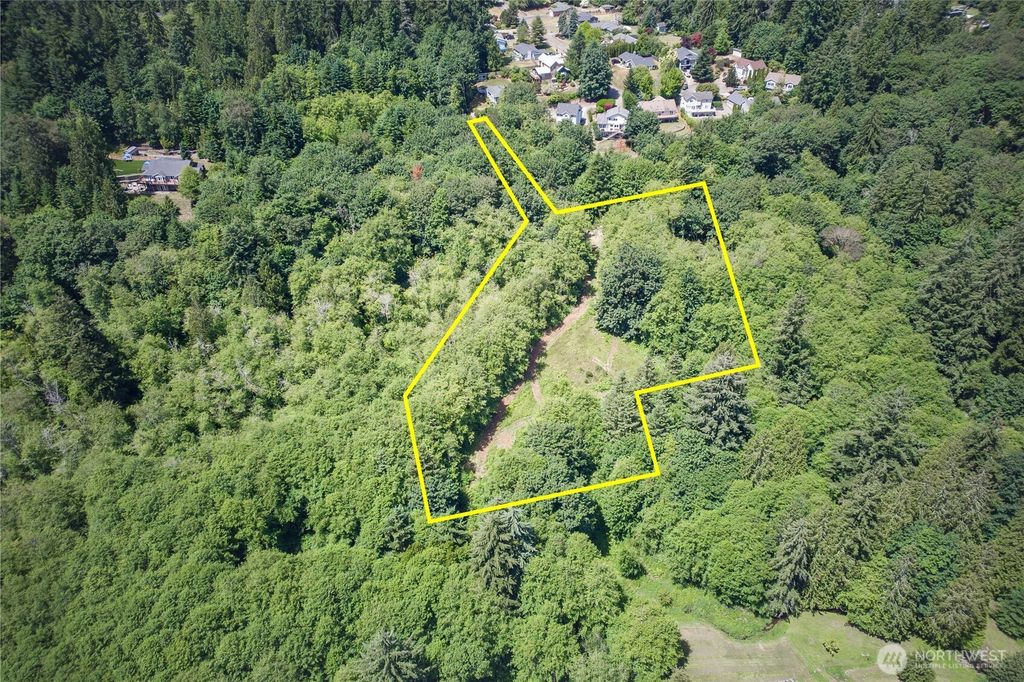 10611 33rd Avenue Ct NW, Gig Harbor, WA 98332