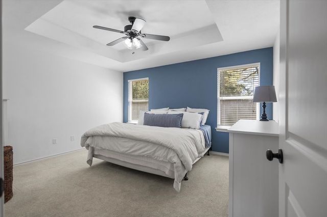 307 Mission Crest Circle, Lindale, TX 75771