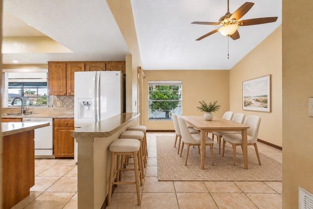 2402 WOODWAY DRIVE, Orlando, FL 32837