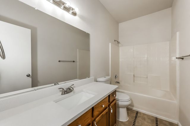 2926 Cowboy Drive, Dallas, TX 75237