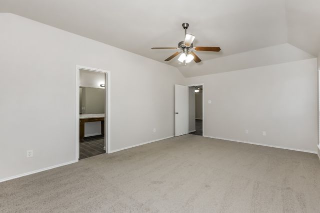 2926 Cowboy Drive, Dallas, TX 75237