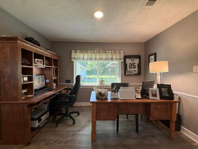204 Richard Dr, Houma, LA 70364