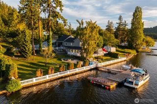 6307 Mountain View Lane, Anacortes, WA 98221