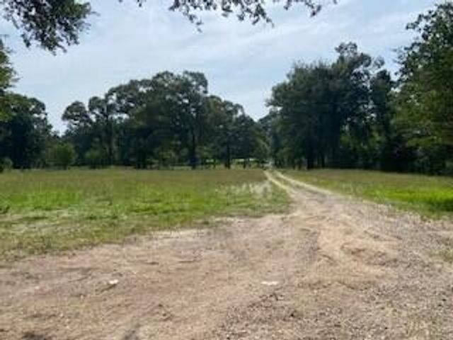 341 Carl Thompson Rd, Leesville, LA 71446