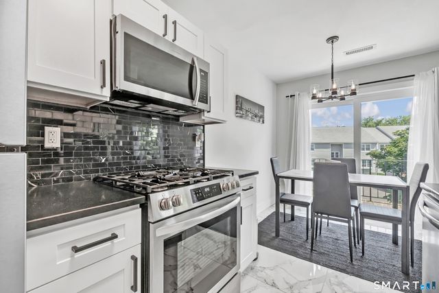 53 Carriage Drive 53, Milford, CT 06460