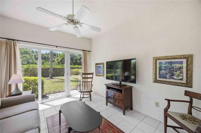 4072 JARDIN LANE, Sarasota, FL 34238