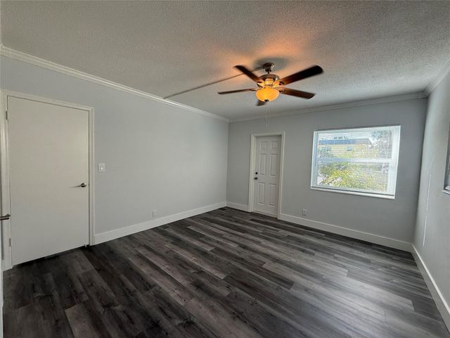 2121 NE 42nd Court 103C, Lighthouse Point, FL 33064