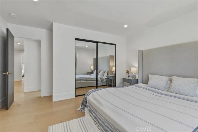 4830 Winnetka Avenue, Woodland Hills, CA 91364