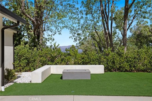 4830 Winnetka Avenue, Woodland Hills, CA 91364