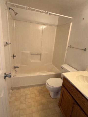 1200 5th Ave N Apt 307, Surfside Beach, SC 29575