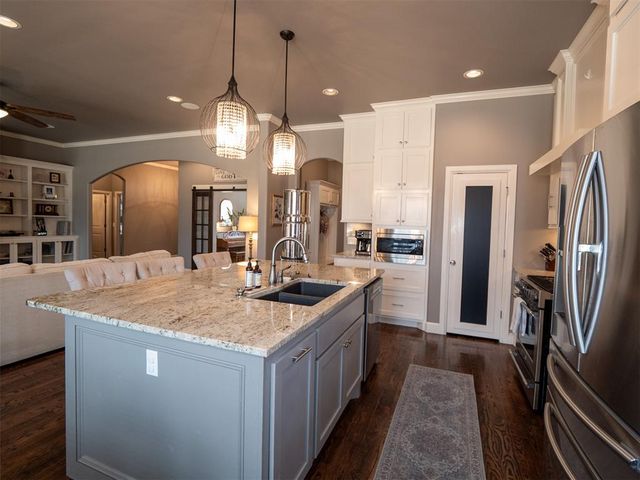 18389 320th Street, Norman, OK 73072