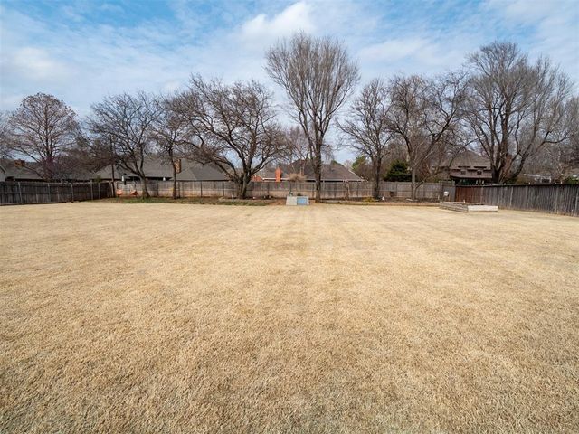 18389 320th Street, Norman, OK 73072
