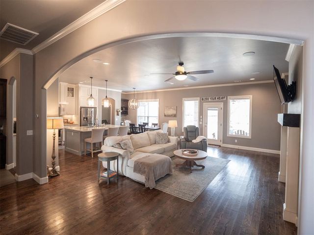 18389 320th Street, Norman, OK 73072